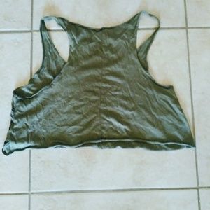 Tank top with skulls